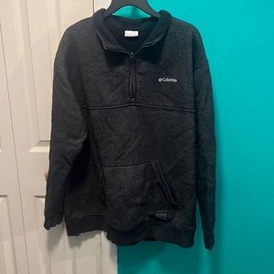 Mens 2Xl pullover great condition.
